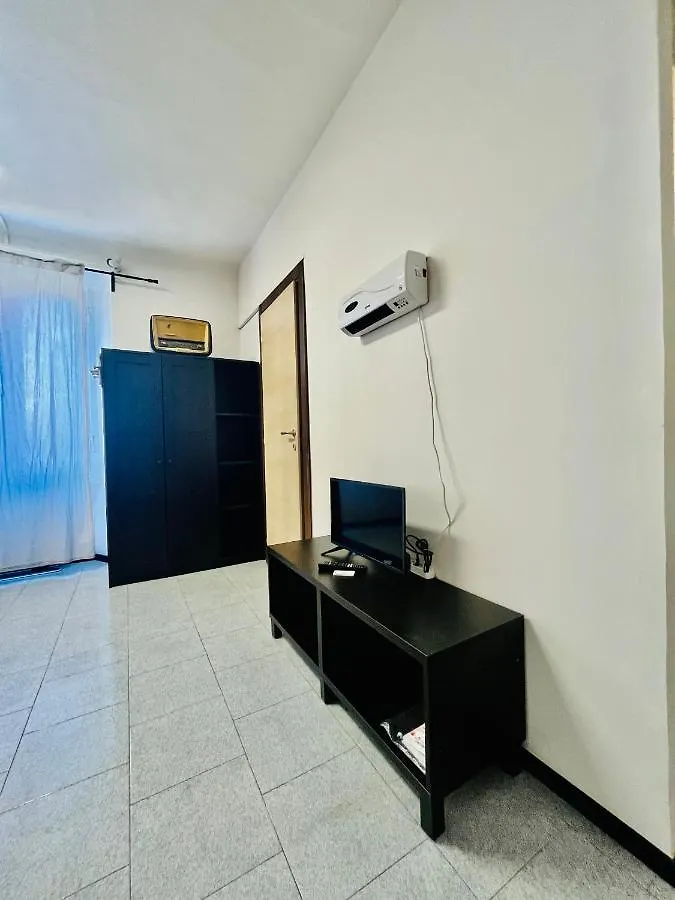 Bertolazzi Apartment Milan