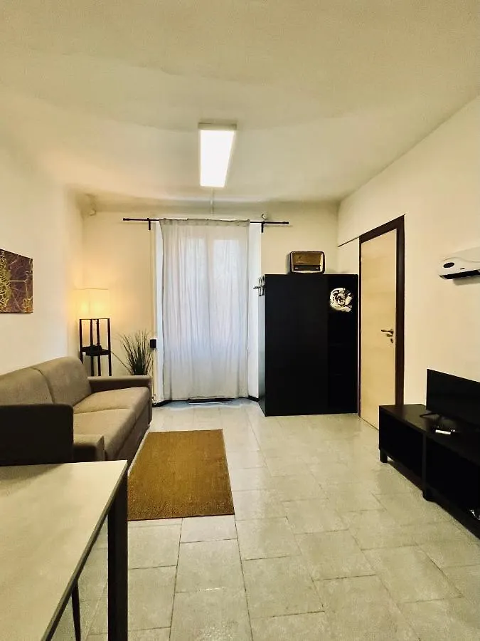 Bertolazzi Apartment Milan
