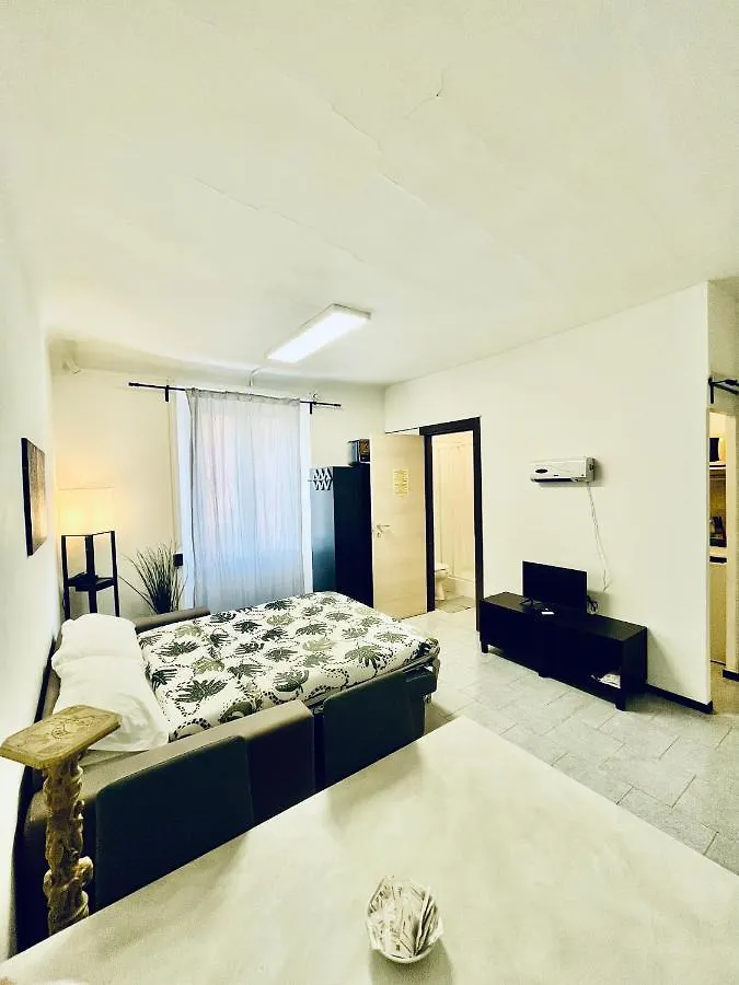 Bertolazzi Apartment Milan